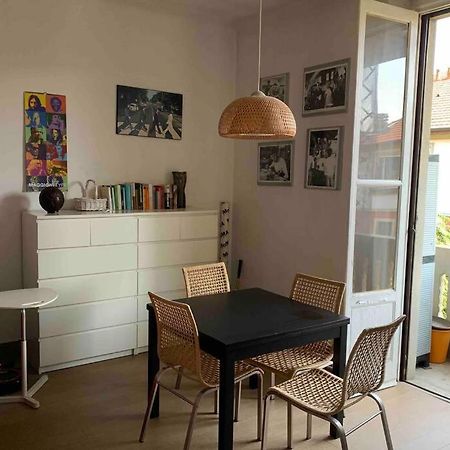 Appartamento splendido con tutti servizi in zona Navigli Milano Esterno foto